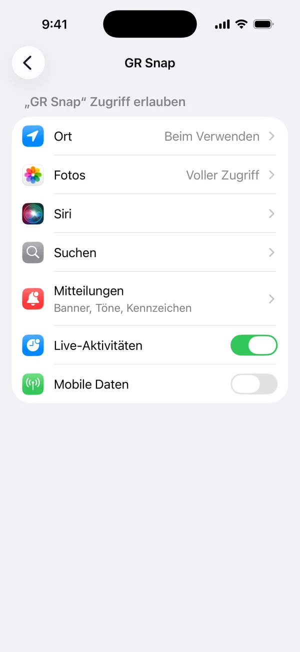 GR Snaps eigene Seite in den iOS-Einstellungen mit den Berechtigungen, nach denen sie gefragt hat, mit Standort auf „Beim Verwenden“ eingestellt
